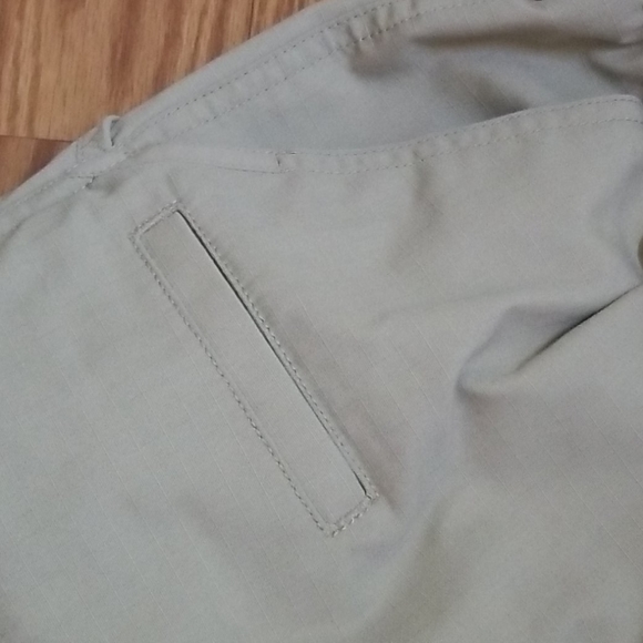 5.11 Tactical  32x32 like new - Picture 7 of 11